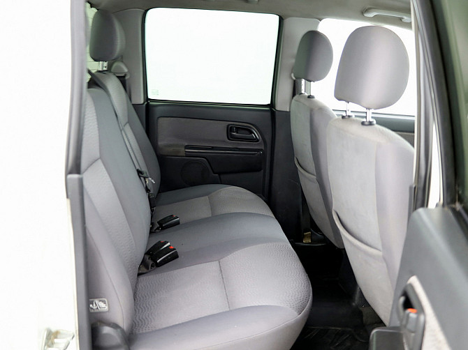 Isuzu D-Max Doublecab Facelift 2.5 TD 100kW Tallina - foto 7