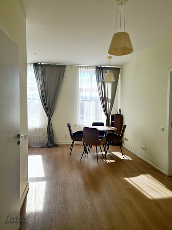 Izīrē 2 istabu dzīvokli centrā, netālu no tirdzniecības centra Mols
Izīrējam plašu un gaišu 2 istabu Рига - изображение 6