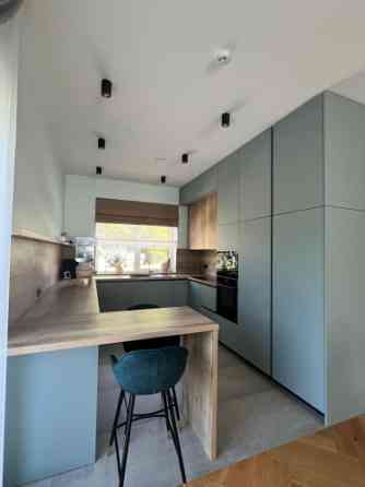 Сдаётся современный дом-дуплекс площадью 150 м с террасой 50 м и просторным Рига