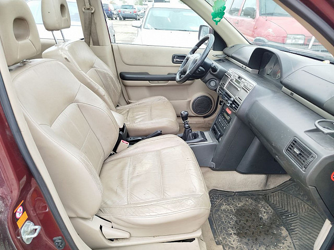 Nissan X-Trail Luxury 4x4 2.2 dCi 84kW Таллин - изображение 6