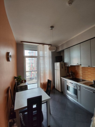 Pārdod 2 istabu dzīvokli modernajā projektā Purvciema Projekts  Silts un mājīgs mājoklis ar Rīga - foto 5