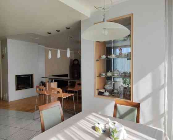 Эксклюзивная и просторная квартира в сердце Межапарка  Наслаждайтесь Rīga