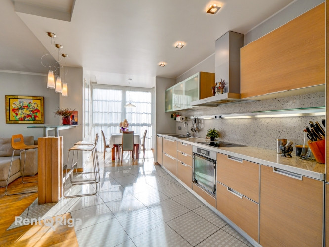 Ekskluzīvs un plašs dzīvoklis Mežaparka sirdī!  Izbaudi kvalitatīvu dzīvi prestižākajā Rīga - foto 15