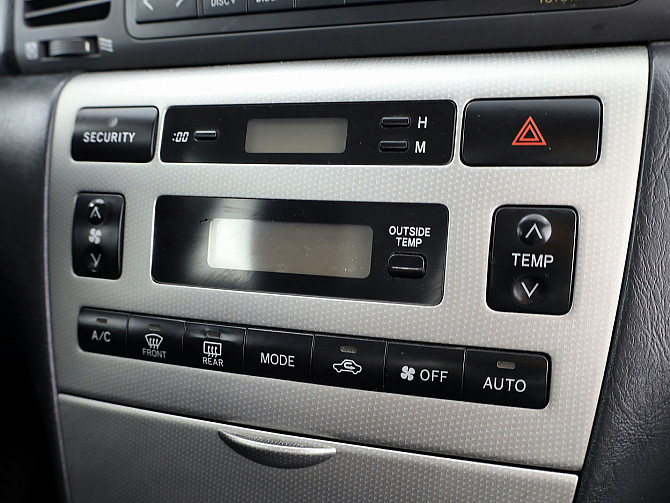 Toyota Corolla Linea Sol 2.0 D-4D 85kW Таллин - изображение 8