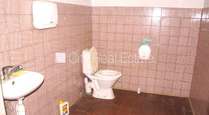 Slēgta teritorija, iežogota teritorija ar betona paneļu sētu, iebrauktuves vārtu augstums 4 m, Rīga - foto 17