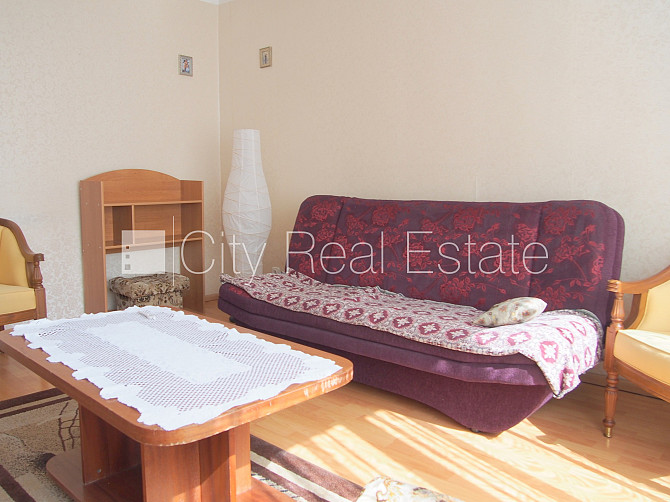 Фасадный дом, благоустроенная озеленённая территория, территория обнесена Рига - изображение 7