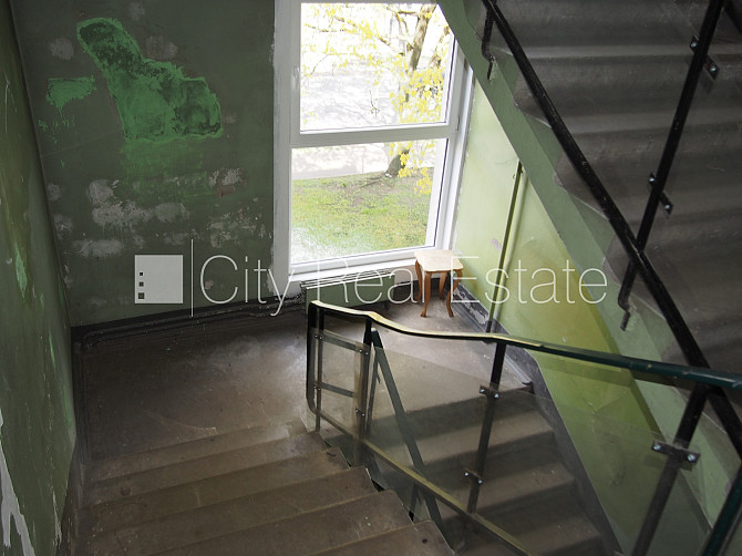 Фасадный дом, благоустроенная озеленённая территория, территория обнесена Рига - изображение 17