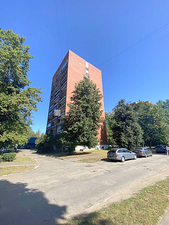 Zeme īpašumā, fasādes māja, ieeja no pagalma, ir lifts, kāpņu telpa pēc kosmētiskā Rīga - foto 9