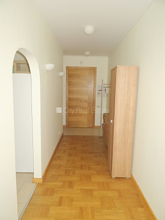 Фасадный дом, реновированный дом, закрытый двор, лифт, лестничная клетка после Рига - изображение 6