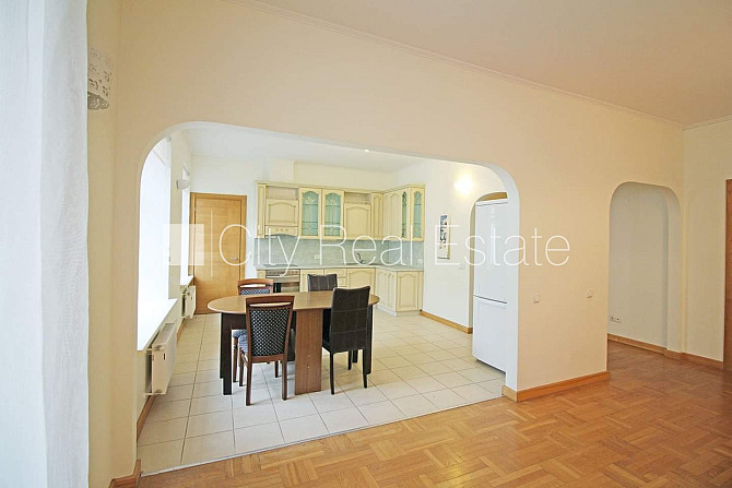 Фасадный дом, реновированный дом, закрытый двор, лифт, лестничная клетка после Рига - изображение 4