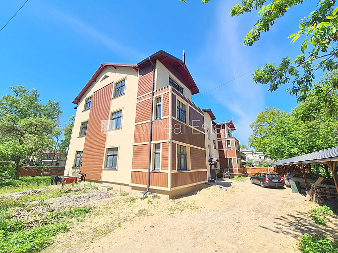 Новостройка, фасадный дом, благоустроенный озеленённый двор, закрытый двор, Рига - изображение 18