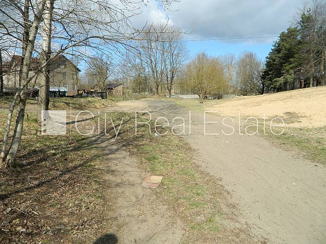 Возможна малоэтажная постройка, разрешено строить трёхэтажное , разрешено Рига - изображение 2