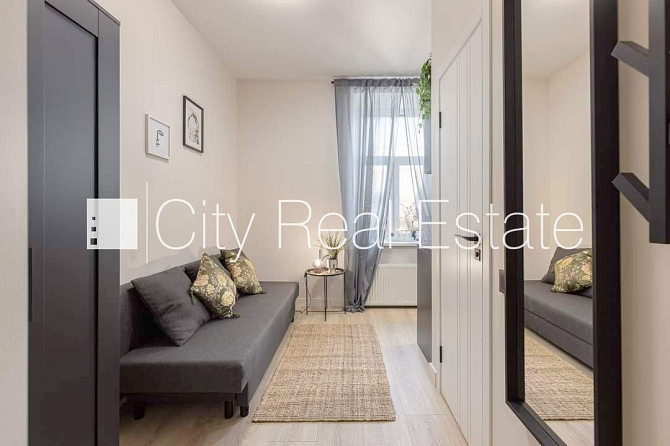 Фасадный дом, реновированный дом, закрытый двор, вход с улицы и со двора, Рига - изображение 2