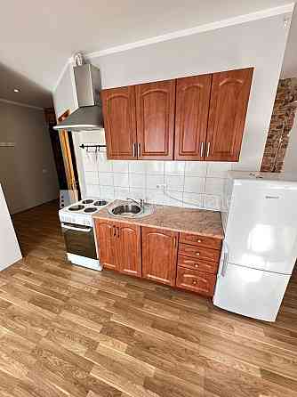 Фасадный дом, реновированный дом, закрытый двор, вход с улицы и со двора, Рига