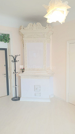 Фасадный дом, реновированный дом, вход с улицы, лифт, лестничная клетка после Рига - изображение 19