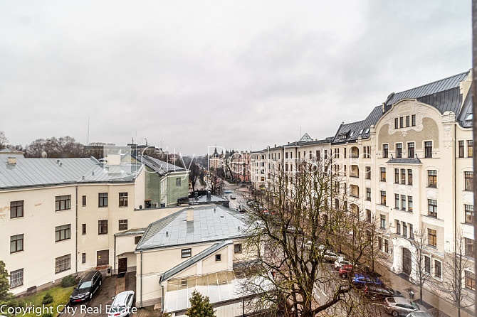 Фасадный дом, реновированный дом, закрытый двор, возможность аренды парковки, Рига - изображение 11