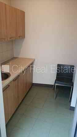 Фасадный дом, реновированный дом, плата за обслуживание одного квадратного метра Рига