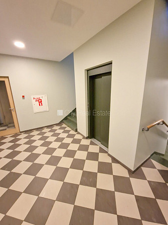 Фасадный дом, реновированный дом, плата за обслуживание одного квадратного метра Рига - изображение 9