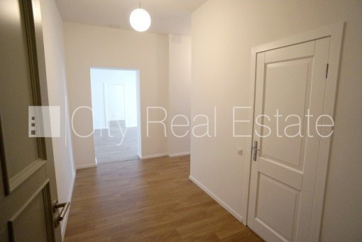 Фасадный дом, реновированный дом, плата за обслуживание одного квадратного метра Рига - изображение 6