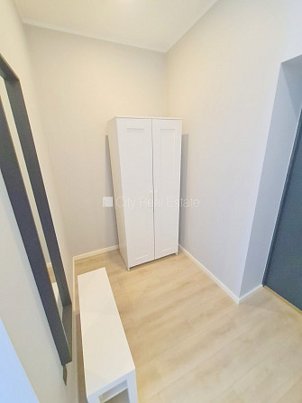 Фасадный дом, реновированный дом, закрытый двор, вход с улицы и со двора, Рига - изображение 13