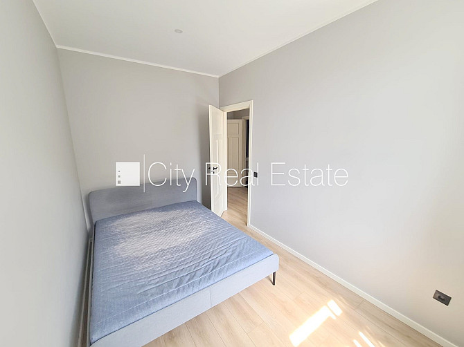 Fasādes māja, renovēta māja, slēgts pagalms, ieeja no ielas un pagalma, kāpņu telpa pēc Rīga - foto 10