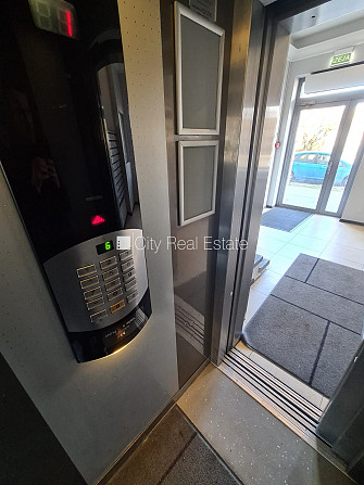 Jaunceltne, fasādes māja, slēgts pagalms, ieeja no ielas, ir lifts, kāpņu telpa pēc Rīga - foto 17