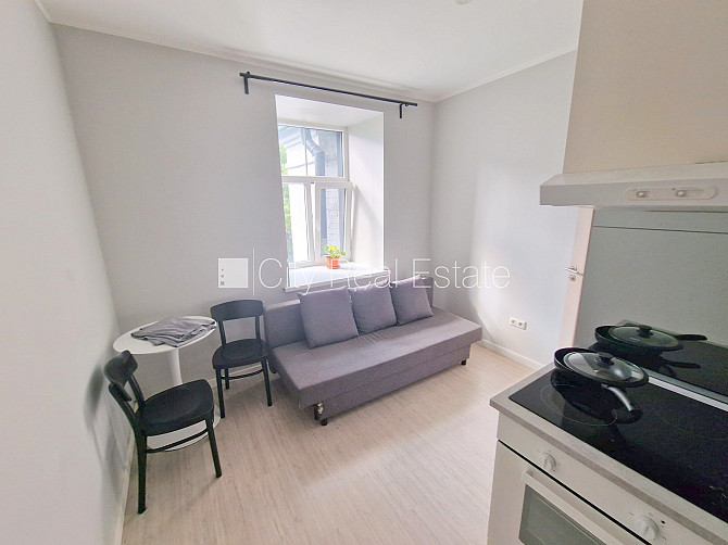 Fasādes māja, renovēta māja, slēgts pagalms, ieeja no ielas, kāpņu telpa pēc kosmētiskā Rīga - foto 8