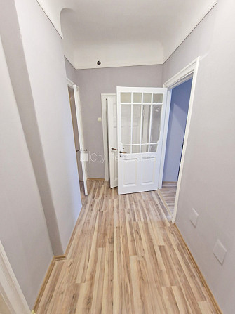 Fasādes māja, renovēta māja, slēgts pagalms, ieeja no ielas, kāpņu telpa pēc kosmētiskā Rīga - foto 10