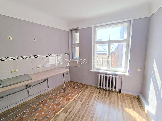 Fasādes māja, renovēta māja, slēgts pagalms, ieeja no ielas, kāpņu telpa pēc kosmētiskā Rīga - foto 11