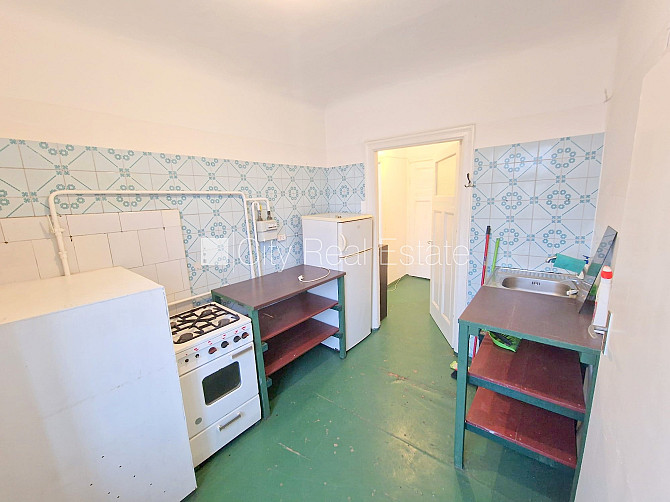 Дом во дворе, реновированный дом, закрытая территория, вход со двора, лестничная Рига - изображение 14