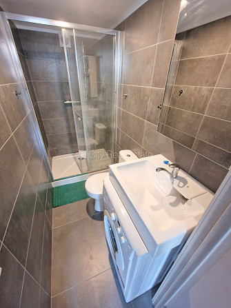 Fasādes māja, renovēta māja, slēgts pagalms, ieeja no ielas, kāpņu telpa pēc kosmētiskā Rīga - foto 12