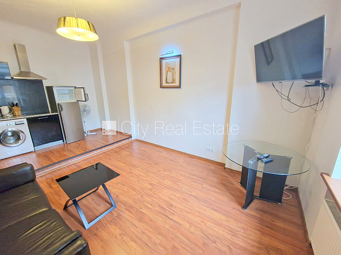 Проект - Aleksandra Čaka 33 (Александра Чака 33), здание во дворе, закрытый двор, вход со Рига - изображение 5