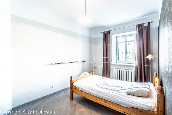 Фасадный дом, реновированный дом, закрытый двор, вход с улицы, лестничная клетка Рига - изображение 8