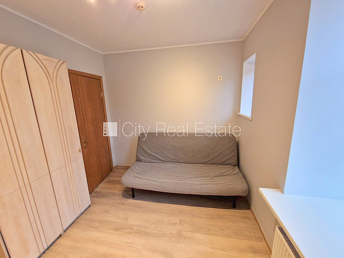 Фасадный дом, реновированный дом, закрытый двор, вход со двора, лестничная клетка Рига - изображение 5