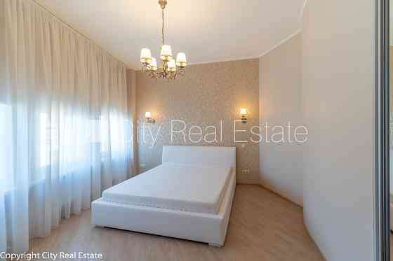 Новостройка, плата за обслуживание одного квадратного метра в  месяц 1 EUR, вход с Рига