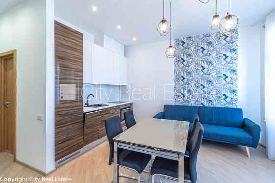 Новостройка, плата за обслуживание одного квадратного метра в  месяц 1 EUR, вход с Рига