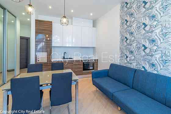 Новостройка, плата за обслуживание одного квадратного метра в  месяц 1 EUR, вход с Рига