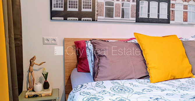 Здание во дворе, реновированный дом, закрытый двор, вход с улицы и со двора, Рига - изображение 7