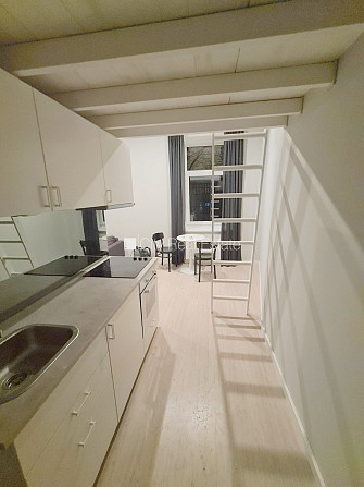 Здание во дворе, реновированный дом, закрытый двор, вход с улицы и со двора, Рига - изображение 6