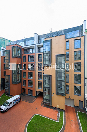 Новостройка, фасадный дом, подъездная дорога покрыта брущаткoй, закрытый двор, Рига - изображение 8