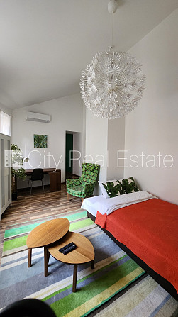 Домовладение, покрытие крыши из черепицы, кирпичные стены, благоустроенный Рига - изображение 8