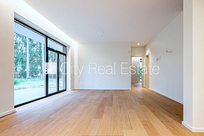 Земля в собственности, новостройка, благоустроенная озеленённая территория, Юрмала - изображение 2