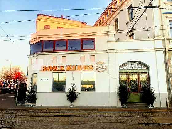 Земля в собственности, фасадный дом, реновированный дом, заменены инженерные Рига