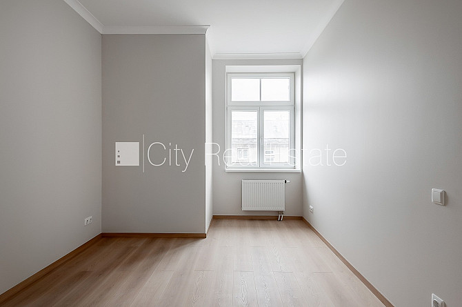 Zeme īpašumā, fasādes māja, renovēta māja, slēgts pagalms, iespēja nomāt autostāvvietu, Rīga - foto 4