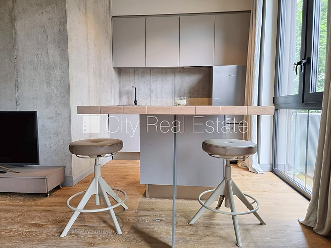 Jaunceltne, slēgts pagalms, apsargāts pagalms, objektu apsargā fiziskā apsardze, ieeja no Rīga - foto 4