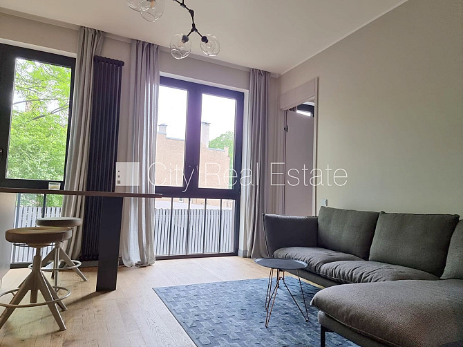 Jaunceltne, slēgts pagalms, apsargāts pagalms, objektu apsargā fiziskā apsardze, ieeja no Rīga - foto 2