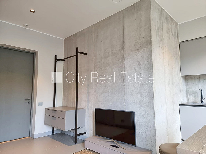 Jaunceltne, slēgts pagalms, apsargāts pagalms, objektu apsargā fiziskā apsardze, ieeja no Rīga - foto 8