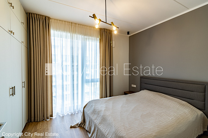 Jaunceltne, energo efektīva māja, labiekārtota apzaļumota teritorija, pagalmā bērnu spēļu Rīga - foto 7