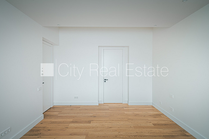 Рядный дом, новостройка, благоустроенная озеленённая территория, въездные Рига - изображение 19