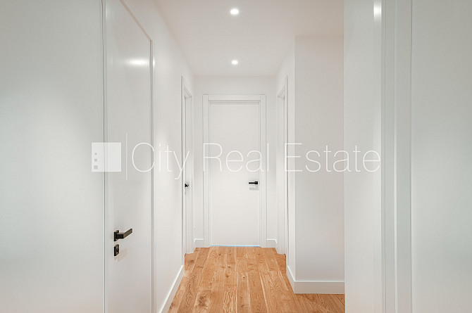 Рядный дом, новостройка, благоустроенная озеленённая территория, въездные Рига - изображение 17